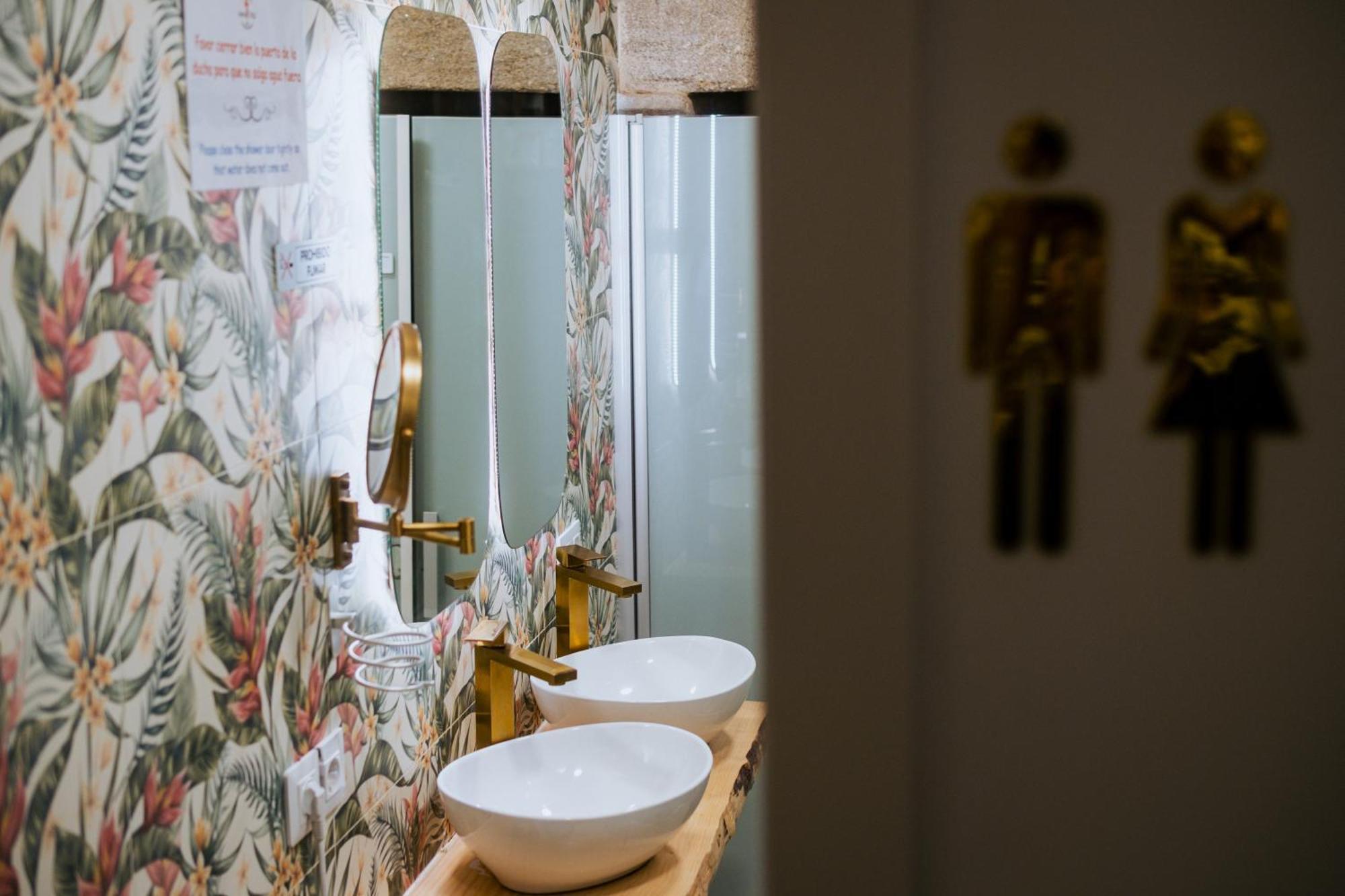 Hostal Santa Cruz Сантьяго-де-Компостела Екстер'єр фото